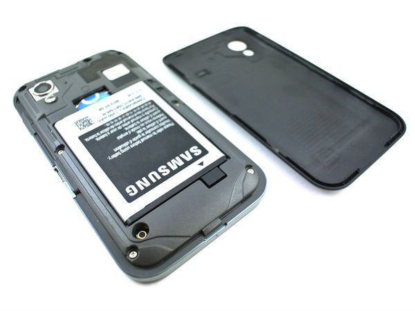 బ్యాటరీ బ్యాకప్ (battery backup):