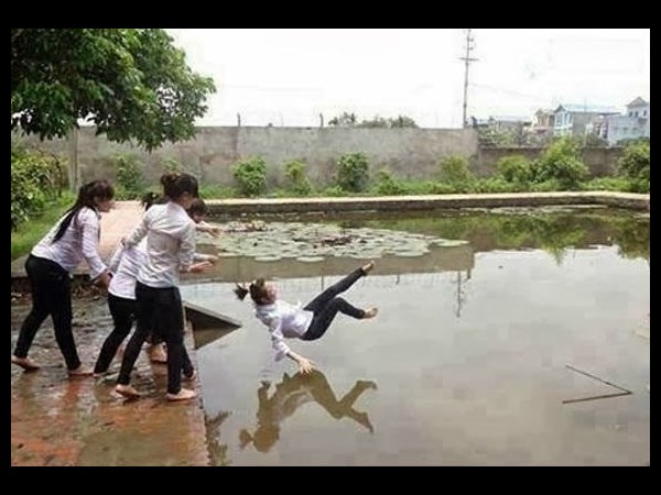 సోషల్ మీడియాలో నేటి వైరల్ చిత్రాలు!!
