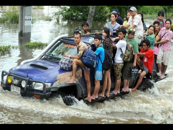 సోషల్ మీడియా సరికొత్త చిత్రాలు!!