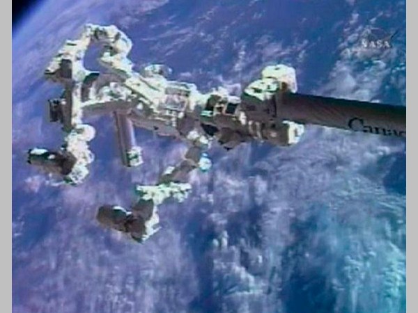 Dextre (డెక్స్ ట్రీ)