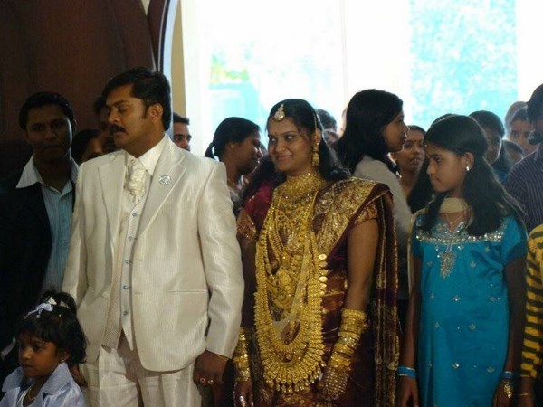 క్రేజీ భారతం.. ఎవరి లెక్క వారిదే!
