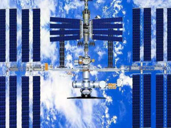 ఐఎస్ఎస్ లైవ్(ISS Live):