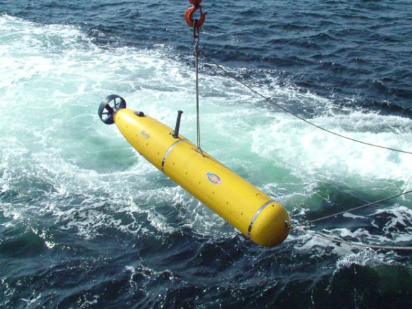 ఆటోనమస్ అండర్ వాటర్ సబ్ మెరైన్ (Autonomous Underwater Submarine)