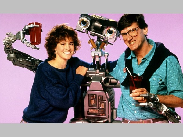 10.) Short Circuit (సార్ట్ సర్క్యూట్)