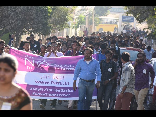 ఇంటర్నెట్ లో అన్ని వెబ్ సైట్లనూ వినియోగదారులంతా