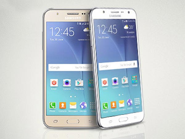 Samsung ఫోన్ల పై..
