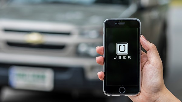 OLA,UBER సర్వీసులను పొందడం: