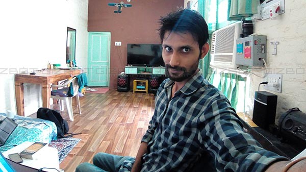 కెమెరాల విషయానికి వస్తే :