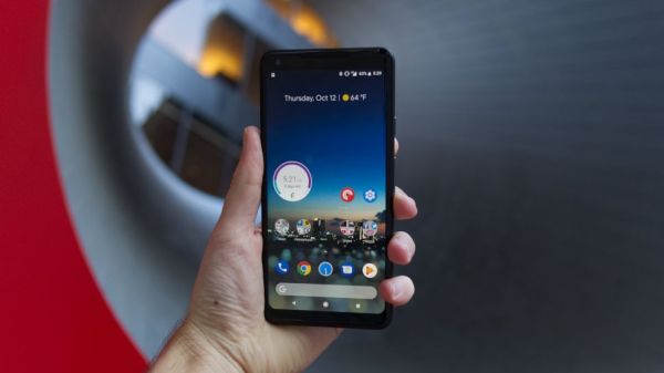 Google Pixel XL(ధర రూ 34,999):