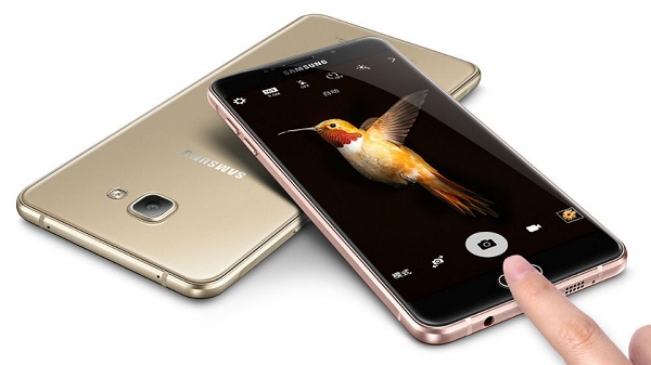 Samsung Galaxy A9 Pro (ధర రూ 31,000):