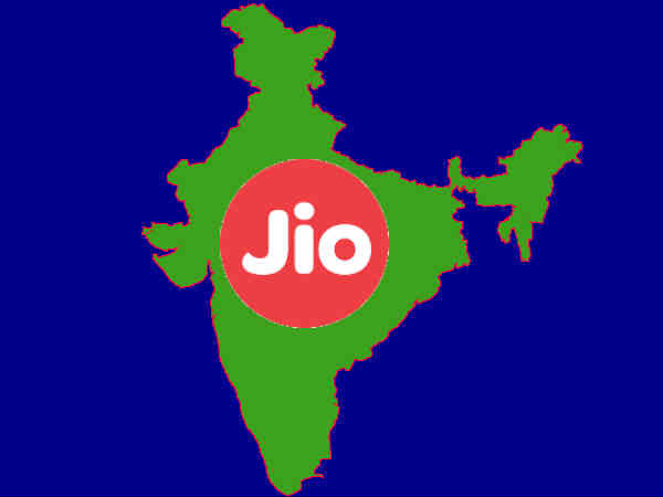 గృహాలు, వ్యాపార సంస్థలను టార్గెట్..
