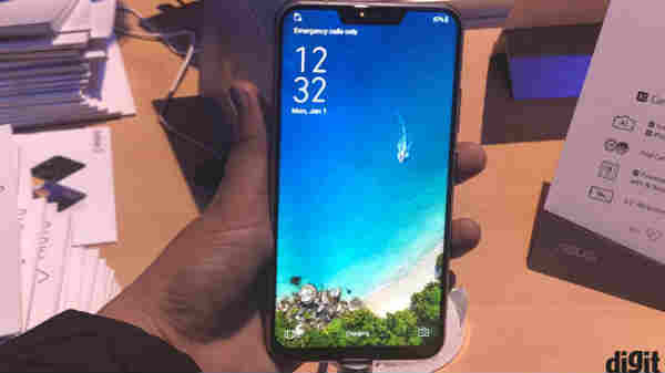 Asus Zenfone 5Z(ధర రూ.29,999):