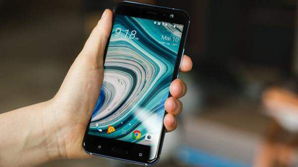 HTC U11 Life ఫీచర్స్ :