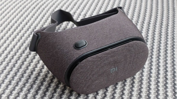 షియోమి ఎంఐ వీఆర్ ప్లే 2 (Xiaomi Mi VR Play 2)