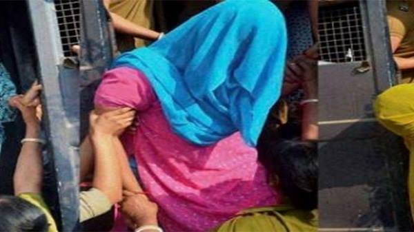 తమినాడులోని తిరువళ్లూరు జిల్లా....