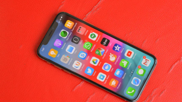 iPhone XR