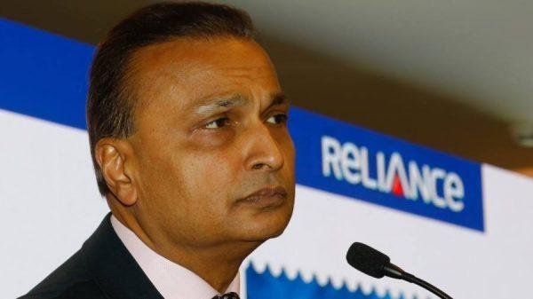 అనిల్ అంబానీపై తీవ్ర ఆగ్రహం