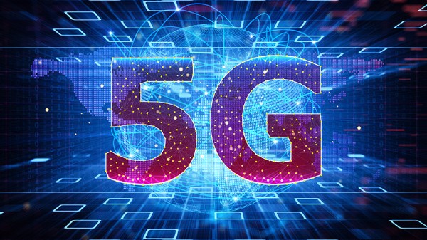 5G ఎంత వేగంగా ఉంది 4G తొ పోలిస్తే : ప్రస్తుత 4G నెట్ వర్క్ ల కంటే 100 రెట్లు వేగవంతమైనది