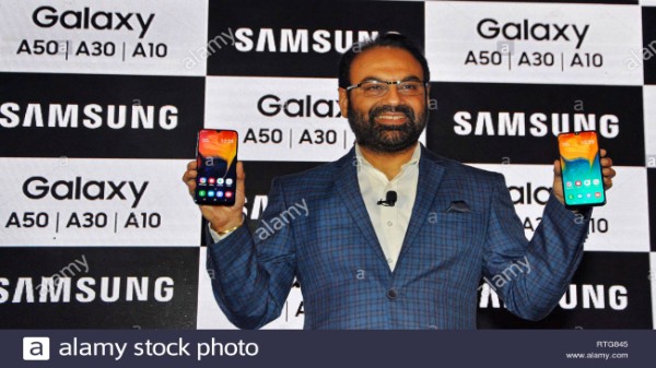 శామ్సంగ్ $ 4 బిలియన్ లక్ష్యాన్ని అధిగమించగలదని నమ్మకంగా ఉంది
