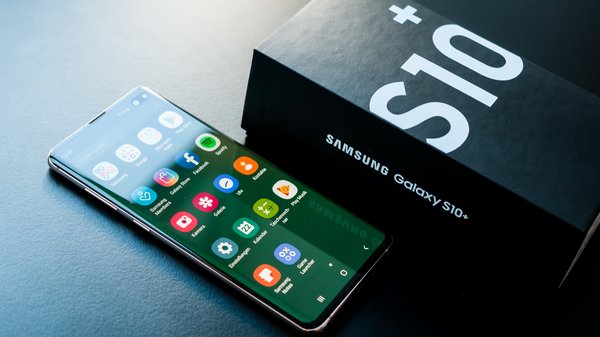 Samsung Galaxy S10+ RANK:10 WAS:10