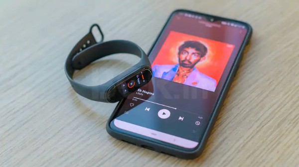 ఫీచర్స్