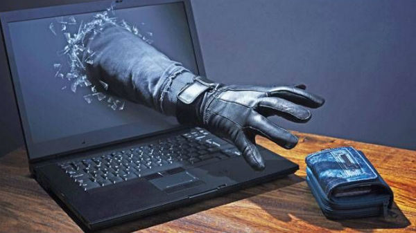 దోపిడీ హ్యాకర్లు లేదా నేరస్థులు