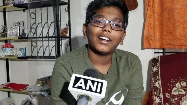 సిద్ధార్థ శ్రీవాత్సవ్ పిల్లే
