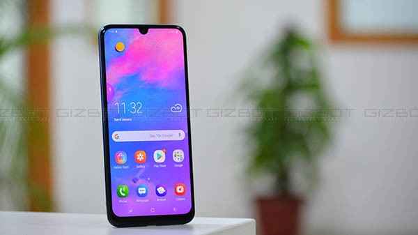 Samsung Galaxy M40