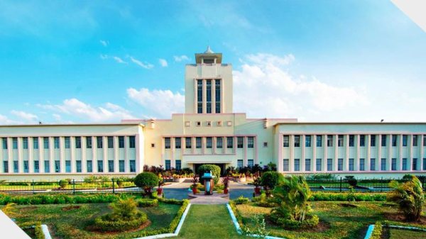 Birla Institute of Technology,