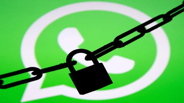 వాట్సప్ Backup Password Protection ఫీచర్