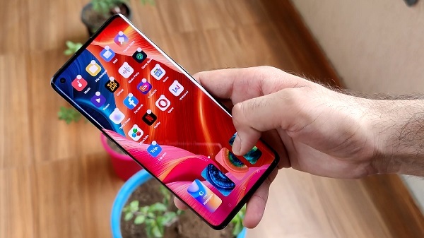 120Hz అల్ట్రా హై రిఫ్రెష్ రేట్తో క్లాస్-లీడింగ్ QHD + డిస్ప్లే