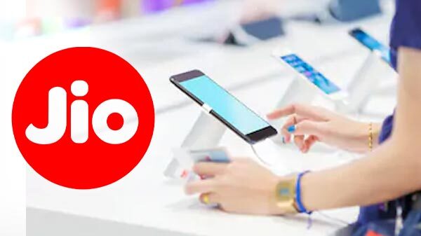 రిలయన్స్ జియో 5G స్మార్ట్ఫోన్ల ప్రకటన