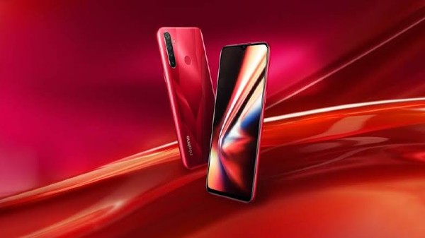 రియల్మి 6 90Hz రిఫ్రెష్ రేట్ 6.5-ఇంచ్ డిస్ప్లే
