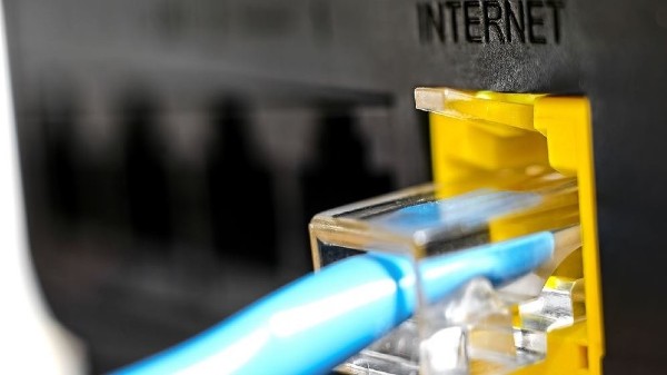 జియోఫైబర్ 500 Mbps స్పీడ్ రూ.2,499 ప్లాన్ వివరాలు