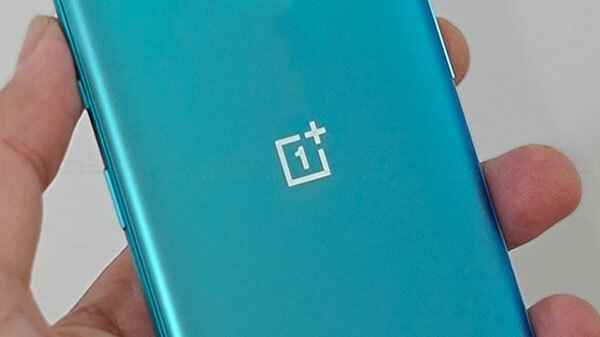 Oneplus 8T కాన్సెప్ట్ స్మార్ట్ఫోన్