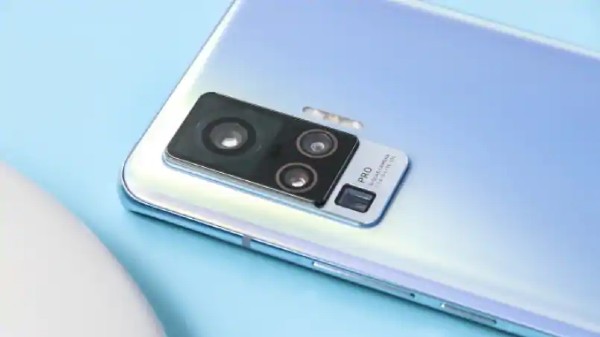వివో V20 ప్రో 5G 33W ఫ్లాష్ఛార్జ్ బ్యాటరీ ఫీచర్స్