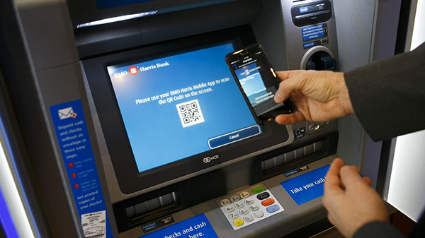 కొత్త ATM నుండి డబ్బు ఎలా ఉపసంహరించుకోవాలి