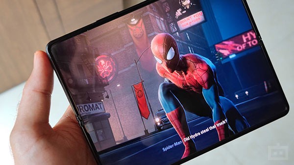 Samsung Galaxy Z Fold 3